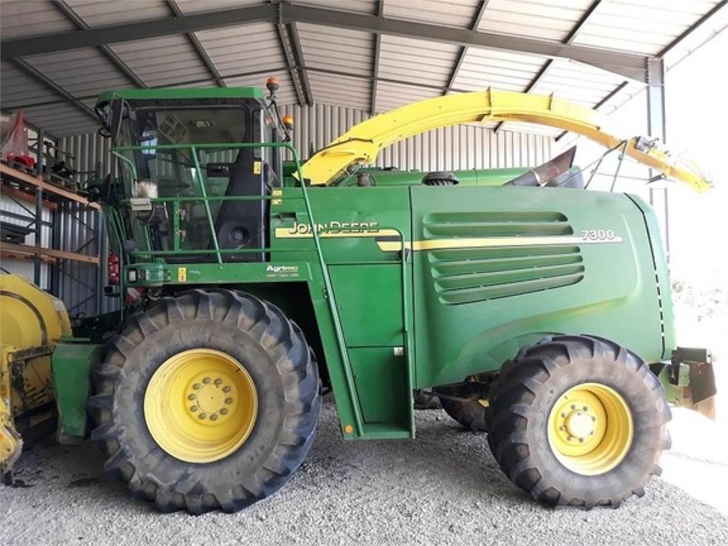 John Deere 7300 Ensileuse automotrice