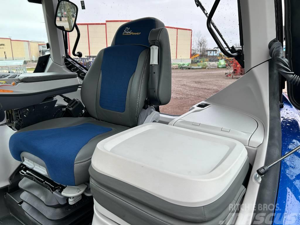 New Holland T7 300 AC PLM Connect Tracteur
