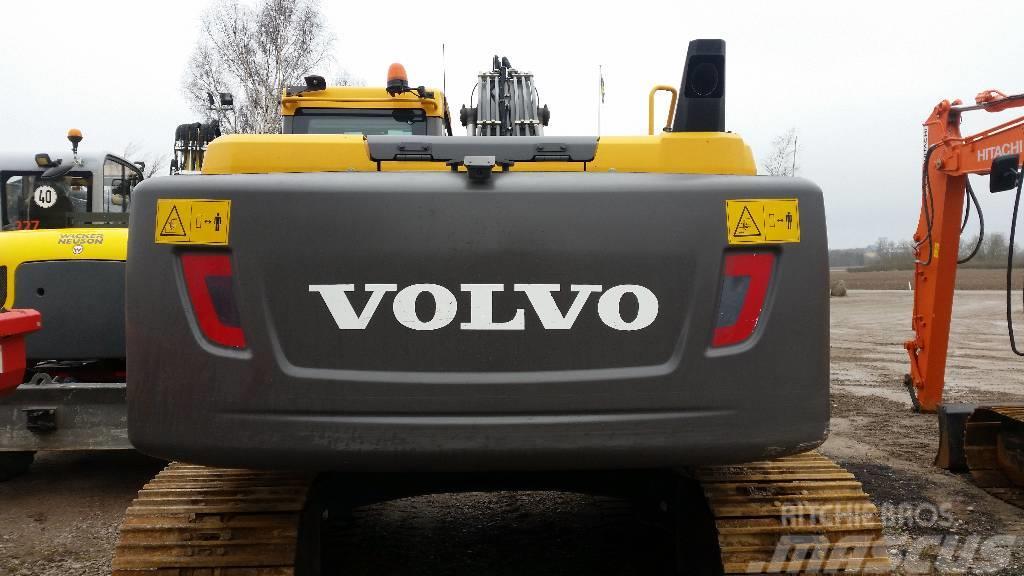 Volvo EC 300 E , Uthyres Pelle sur chenilles