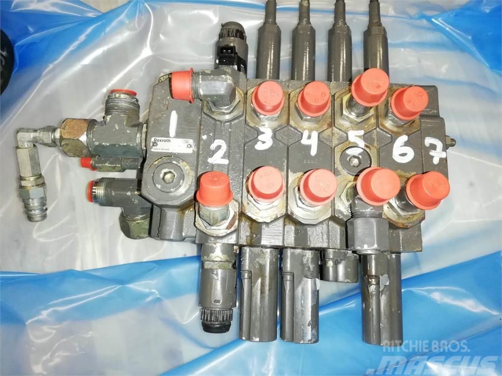 CLAAS Ares 836 Hydraulic lift valve Hydraulique