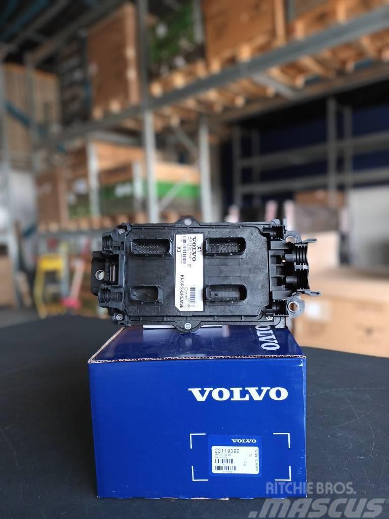 Volvo CONTROL UNIT 22119392 Electronique