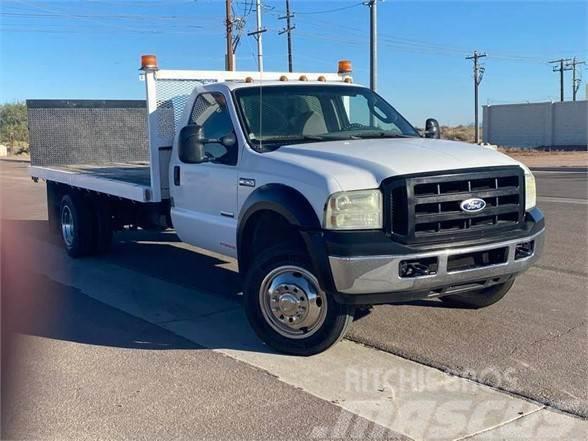 Ford F550 Camion plateau