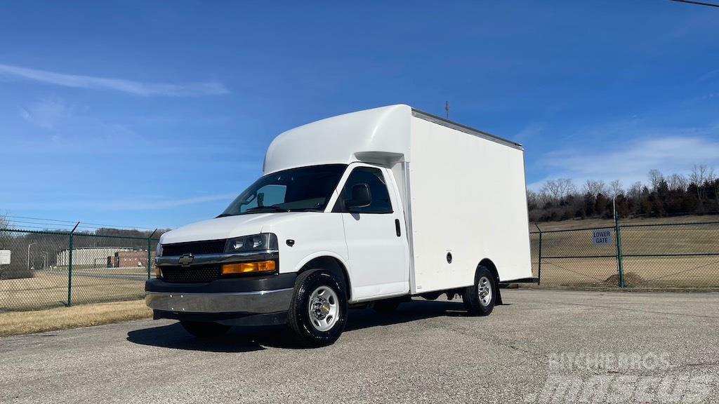 Chevrolet Express G 3500 Camion Fourgon