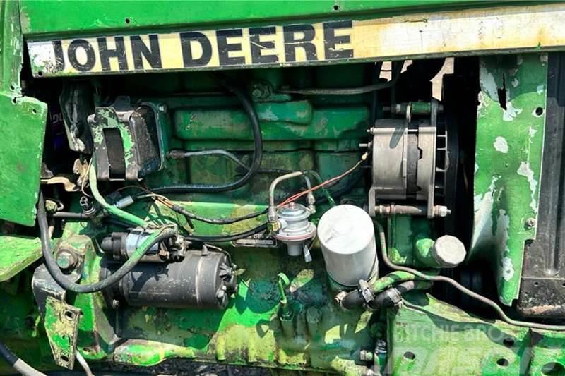 John Deere 2140 Tracteur