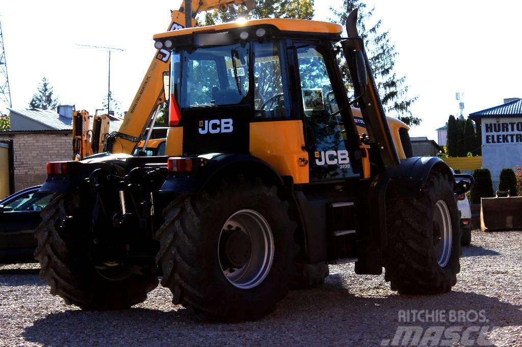 JCB FASTRAC 3230 XTRA Tracteur