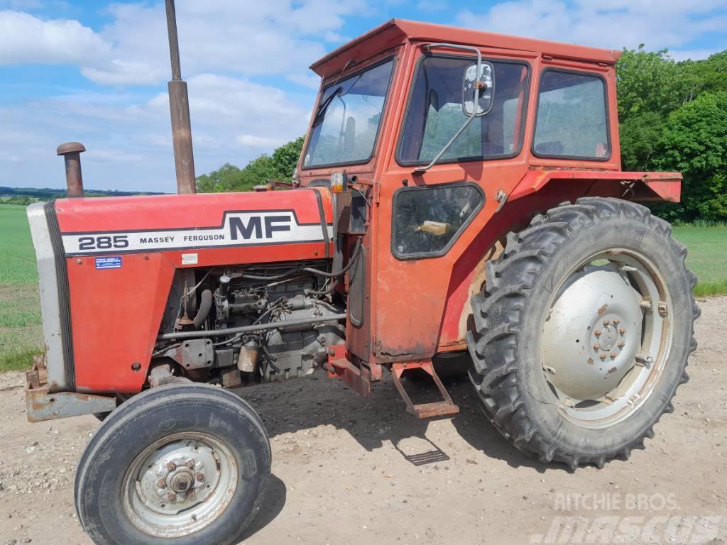 Massey Ferguson MF 285 MF 265 3 stk. og MF 590 Tractors