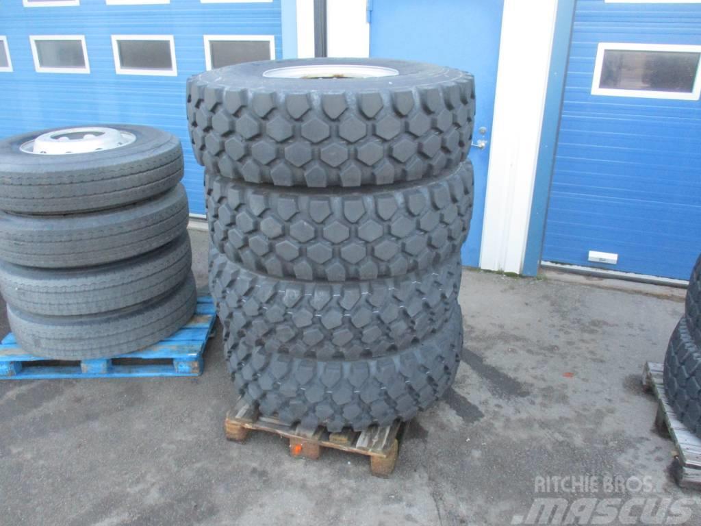 Goodyear Offroad Omitrac 375/90R22,5 Pneus, roues et jantes