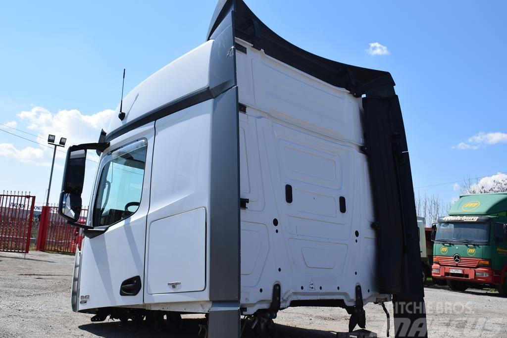 Mercedes-Benz ACTROS MP IV Cabines