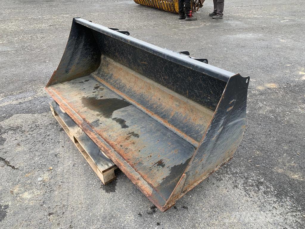  ZAGRODA GODET DE REPRISE BUCKET 2.0 Autres équipements de chargement et de levage