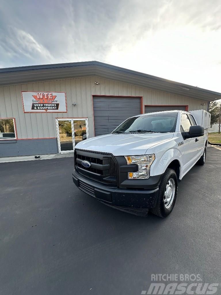Ford F 150 XL Utilitaire benne