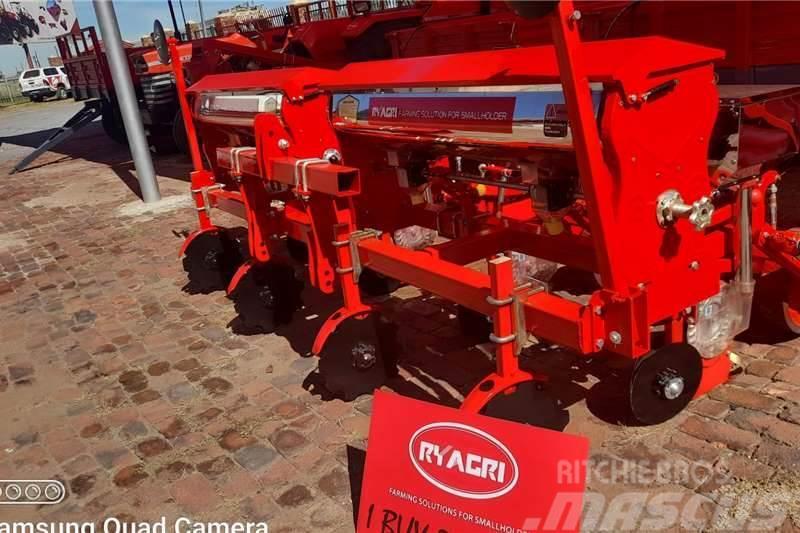 RY Agri Maize Planter 4 Rows Autre camion