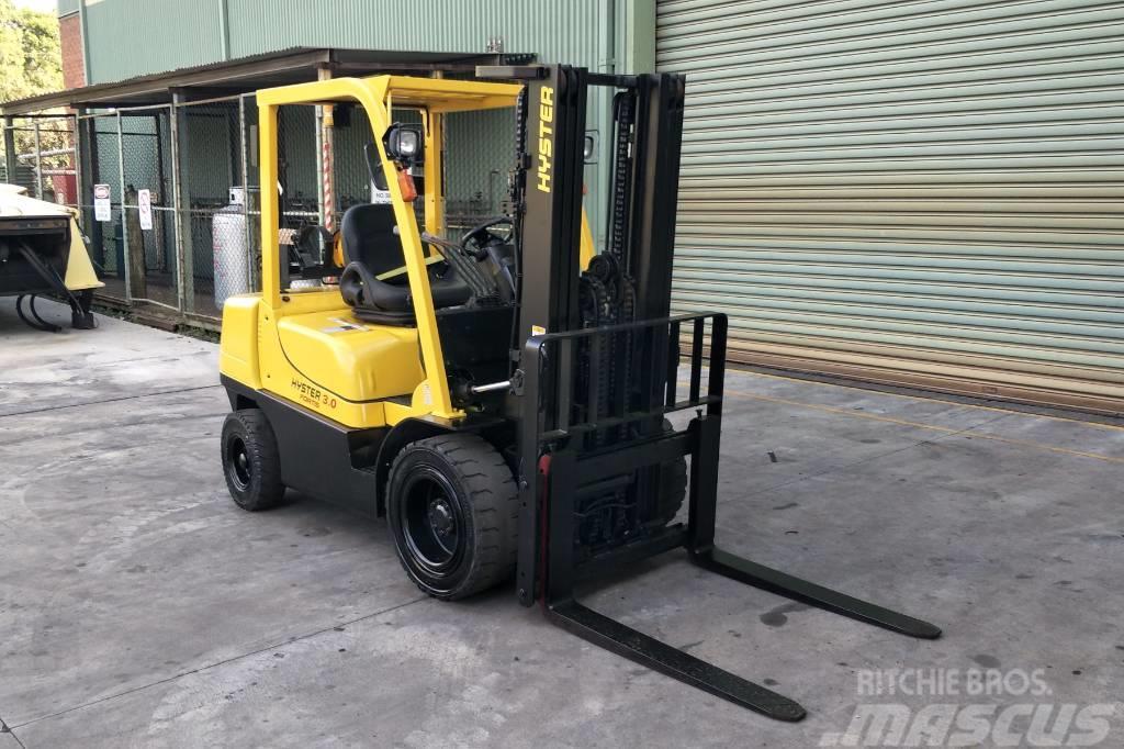 Hyster H3.0TX Chariots GPL