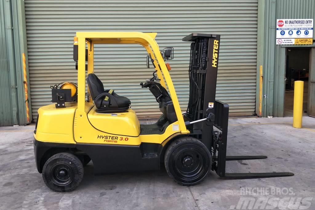 Hyster H3.0TX Chariots GPL