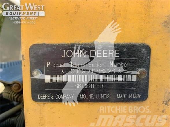 John Deere 319D Chargeuse compacte