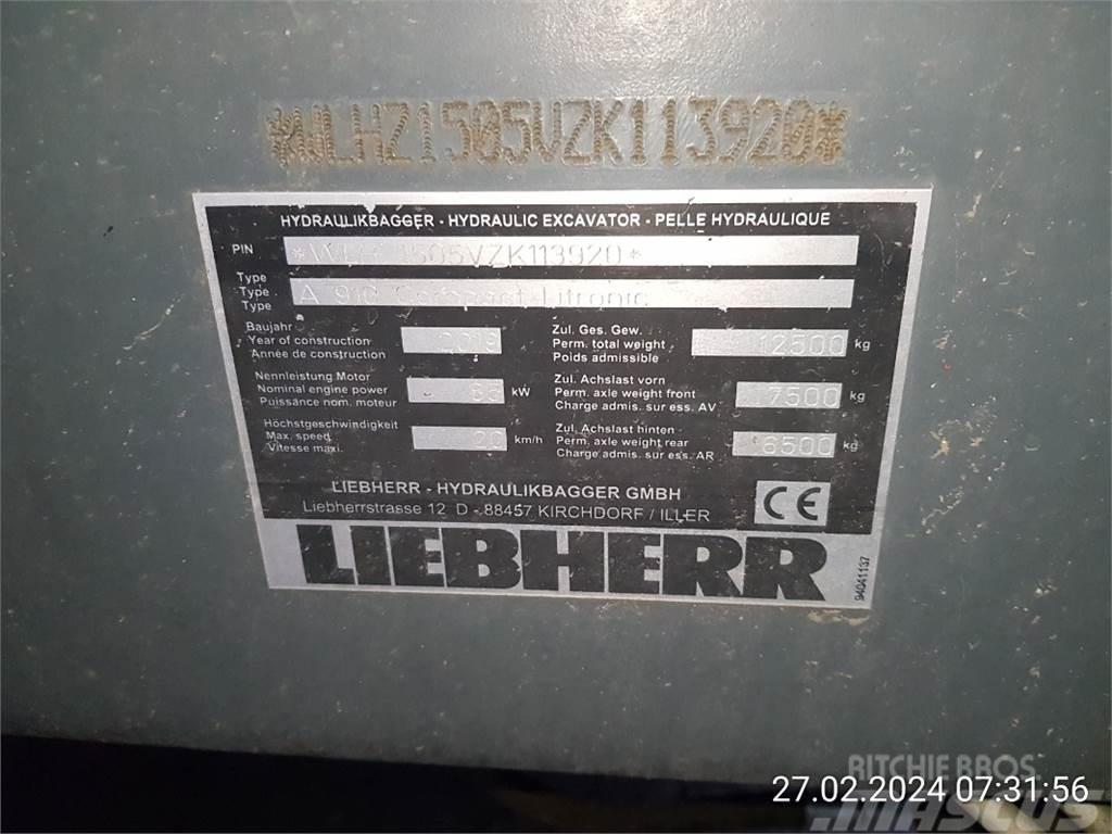 Liebherr A910compact Pelle sur pneus