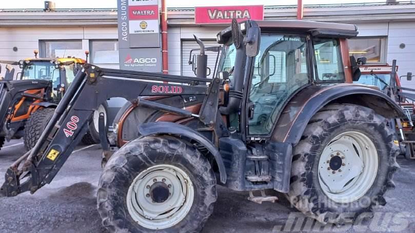 Valtra N142 VERSU Tracteur