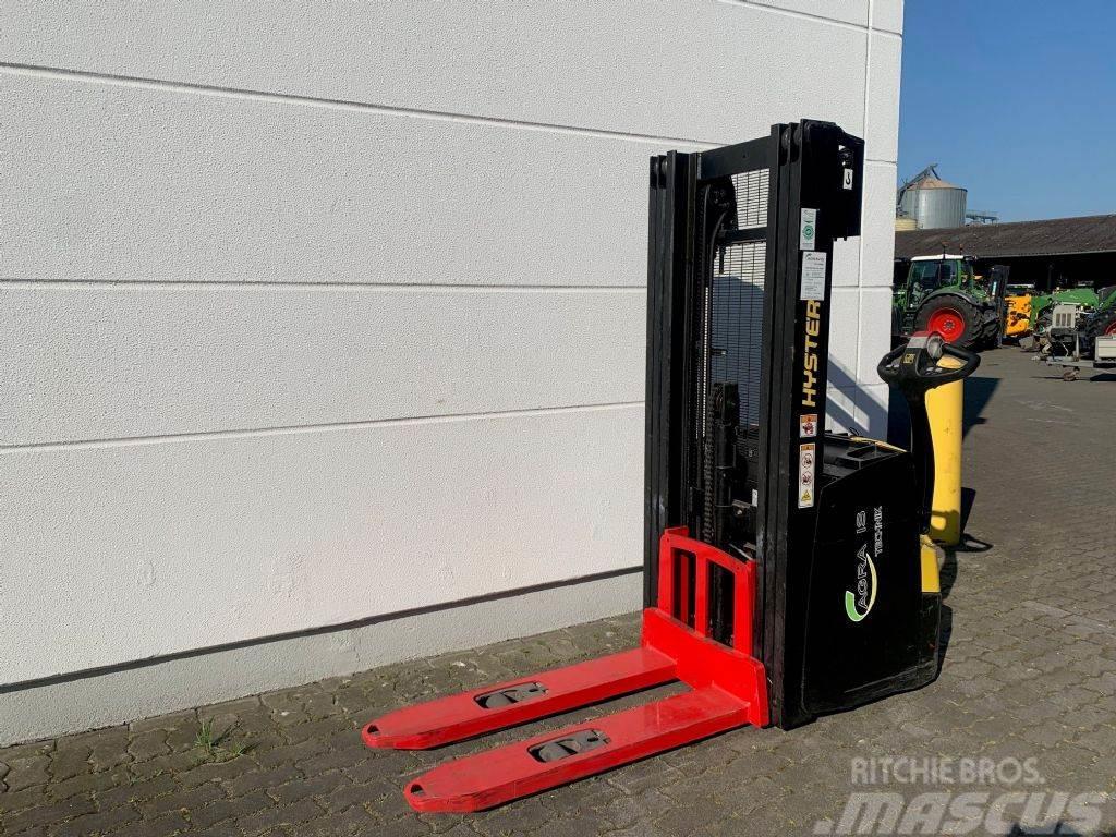 Hyster S 1.2 IL Gerbeur accompagnant