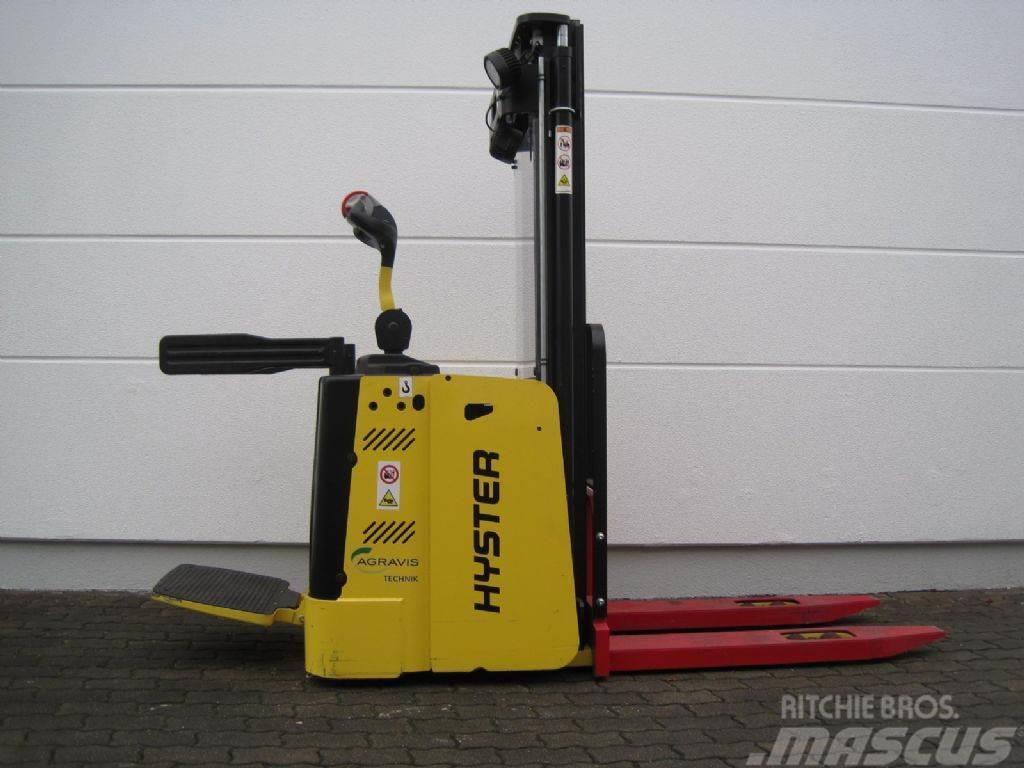 Hyster S 1.5 S Gerbeur accompagnant