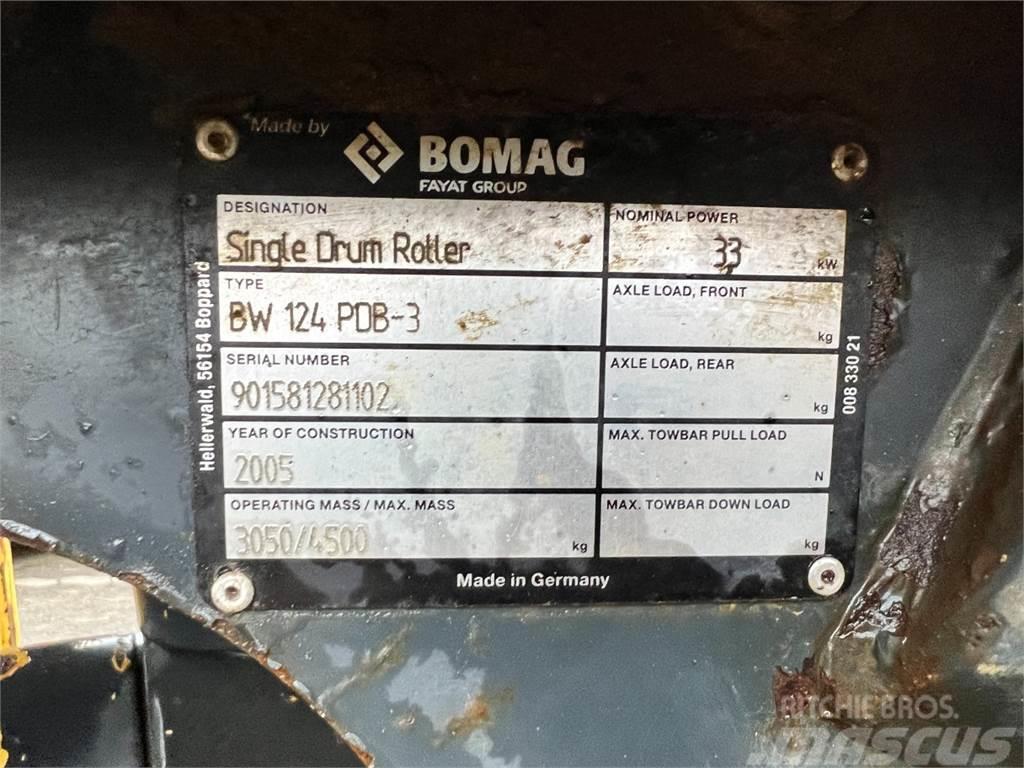 Bomag BW 124 PDB-3 - 3.000 kg. / Tromle / 1.400T Rouleaux monocylindre