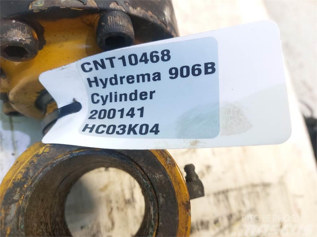 Hydrema 906B Pelle rétro arrière