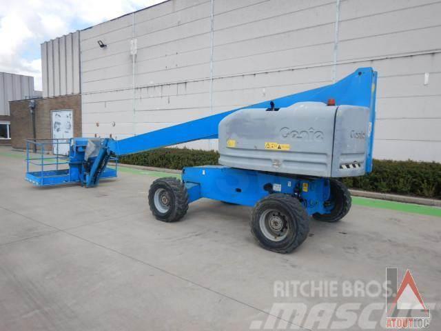 Genie S-45 Articulated boom lifts