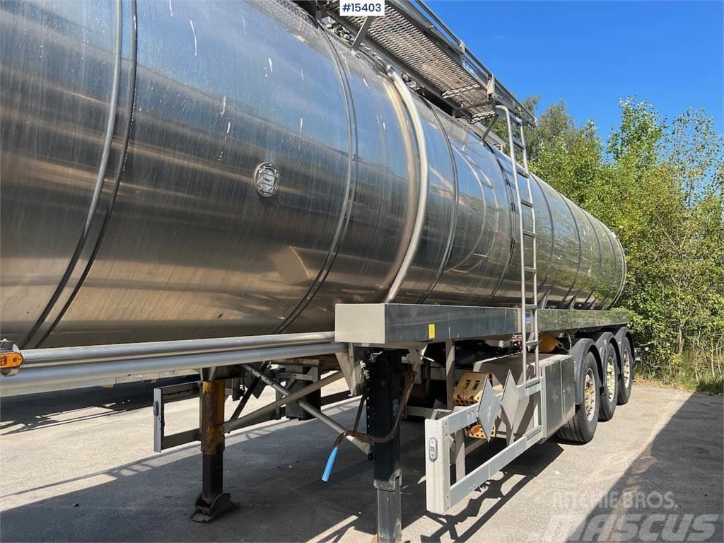Feldbinder tank trailer. Approved for 3 years. Autre remorque