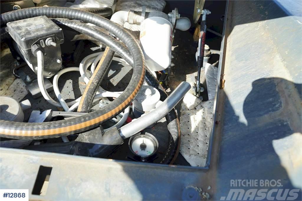 Hitachi ZX85 US-6 w/ 3 buckets, rotor tilt, diesel tank, c Pelle sur chenilles