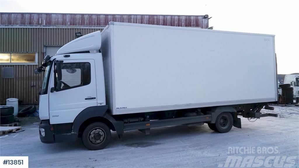 Mercedes-Benz Atego 818 box truck. Low km. Camion Fourgon