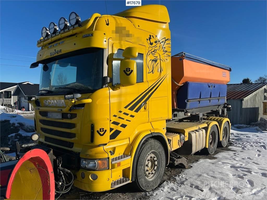 Scania R620 6x4 snow rigged combi truck Tracteur routier