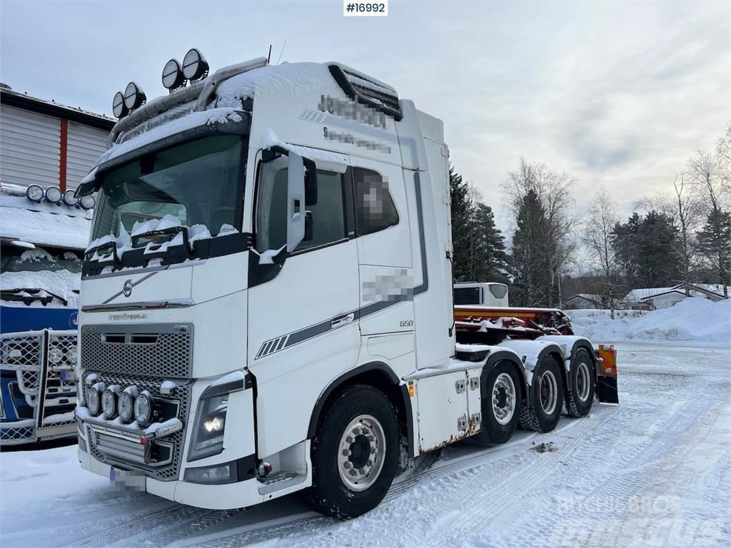 Volvo FH16 8x4 Heavy Duty Tractor with Hydraulics WATCH  Tracteur routier
