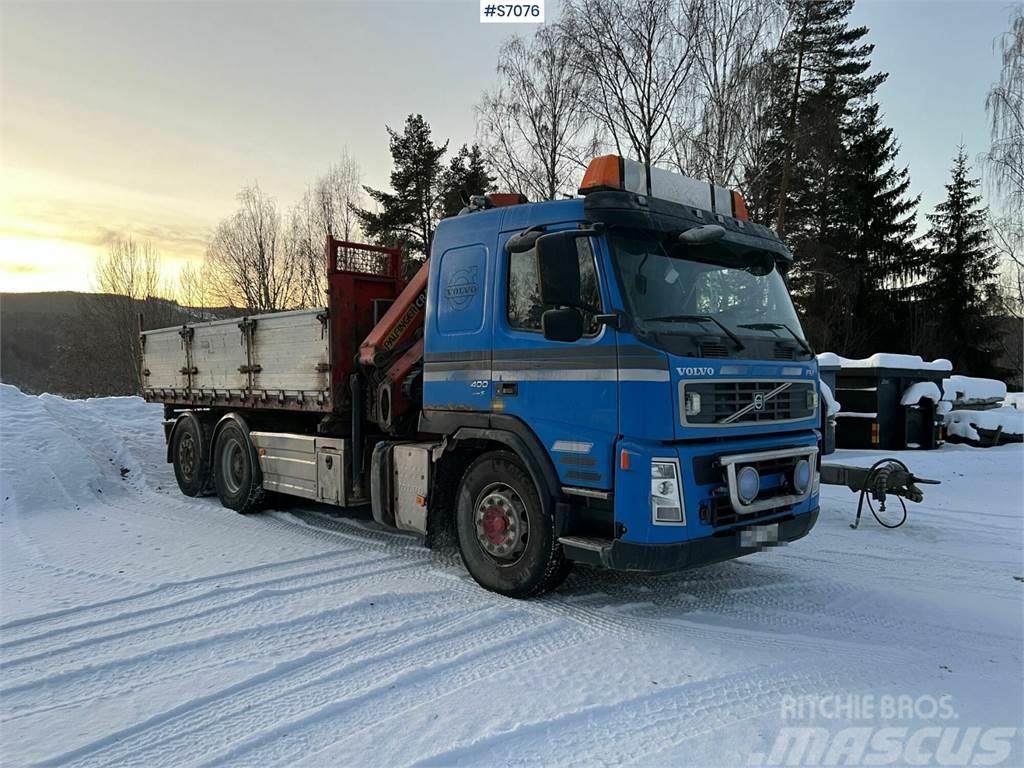 Volvo FM 400 6*2 Crane Truck with tiltable flatbed + Pal Camion plateau ridelle avec grue