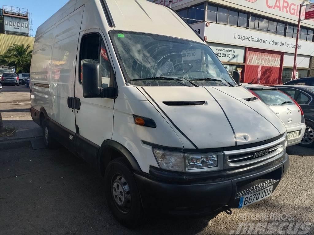 Iveco Daily Ch.Cb. 35 S12 3000mm RS Utilitaire