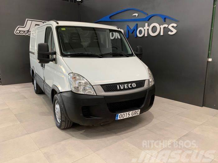 Iveco Daily Ch.DCb. 35S11D Transversal 3450RS Utilitaire