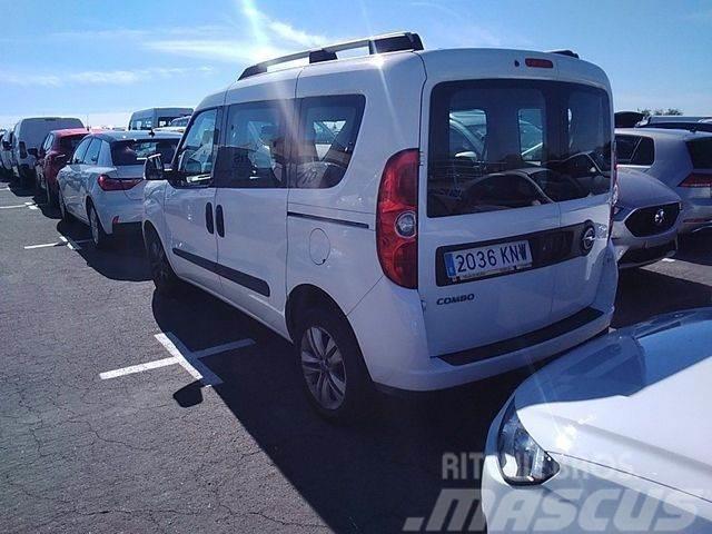 Opel Combo N1 Tour 1.3CDTI Expression L1H1 95 Utilitaire