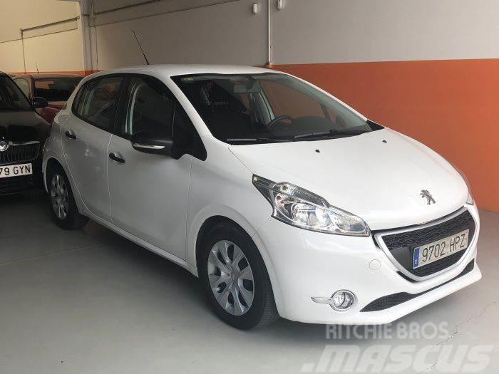 Peugeot 208 XAD 1.4HDI Utilitaire