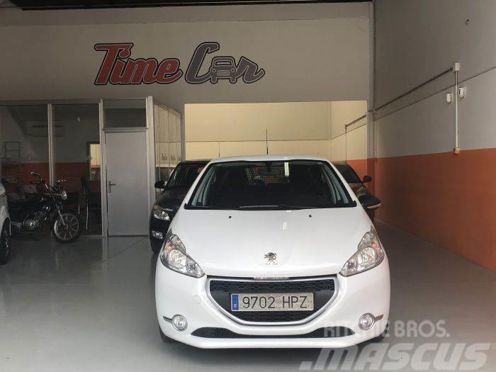 Peugeot 208 XAD 1.4HDI Utilitaire