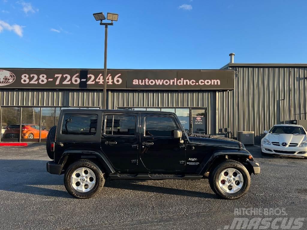 Jeep Wrangler Unlimited Sahara 4WD Voiture