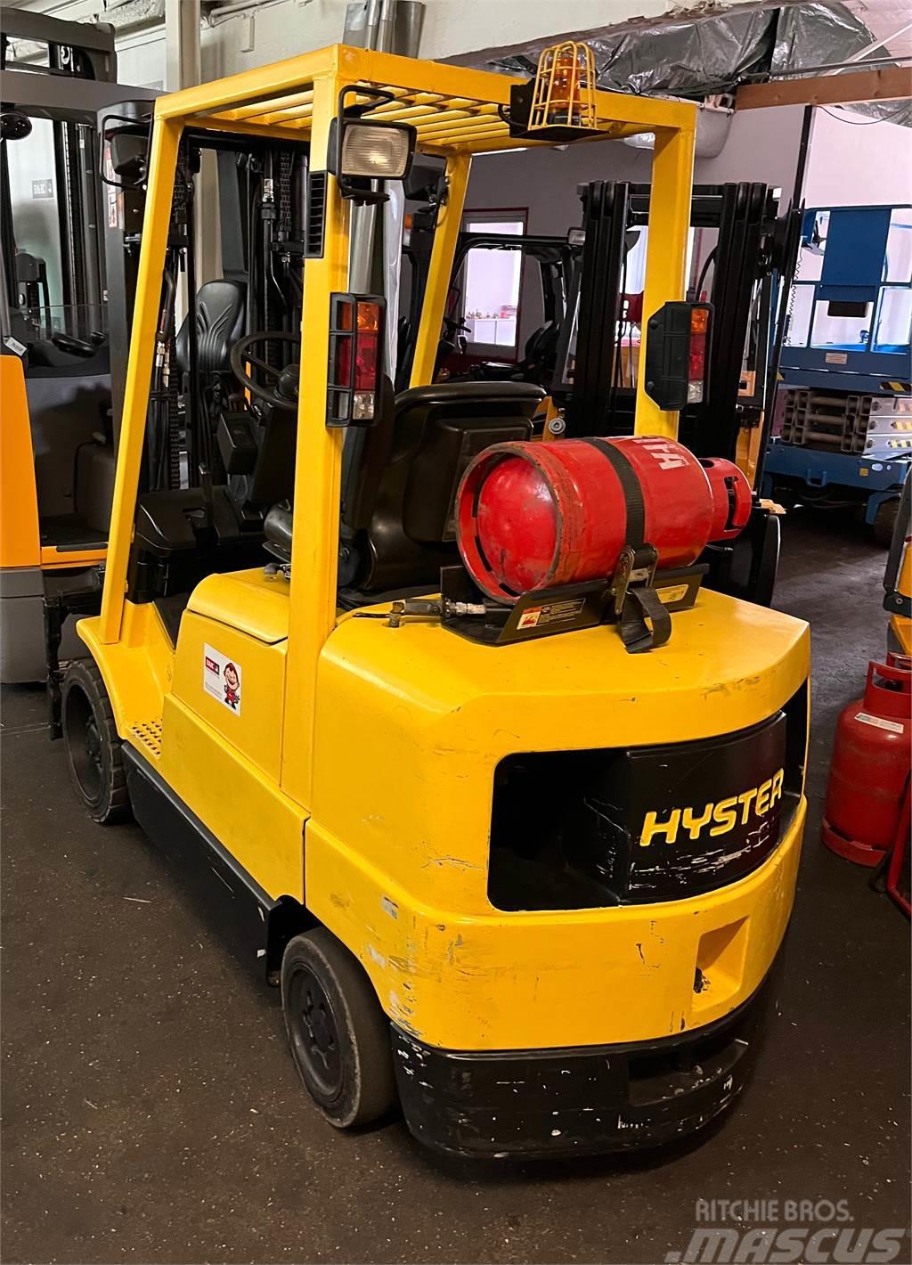 Hyster S3.00XM Chariots GPL