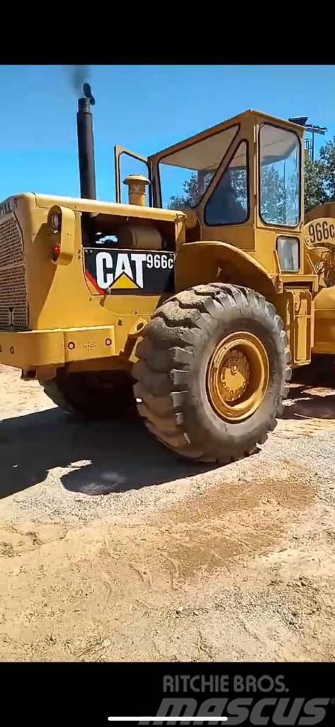 CAT 966C Chargeuse sur pneus