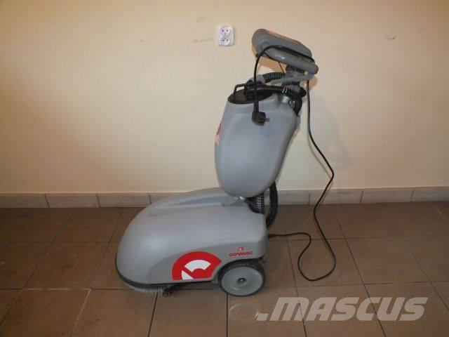 Tennant Karcher Nilfisk Hako RCM Comac Balayeuse / Autolaveuse