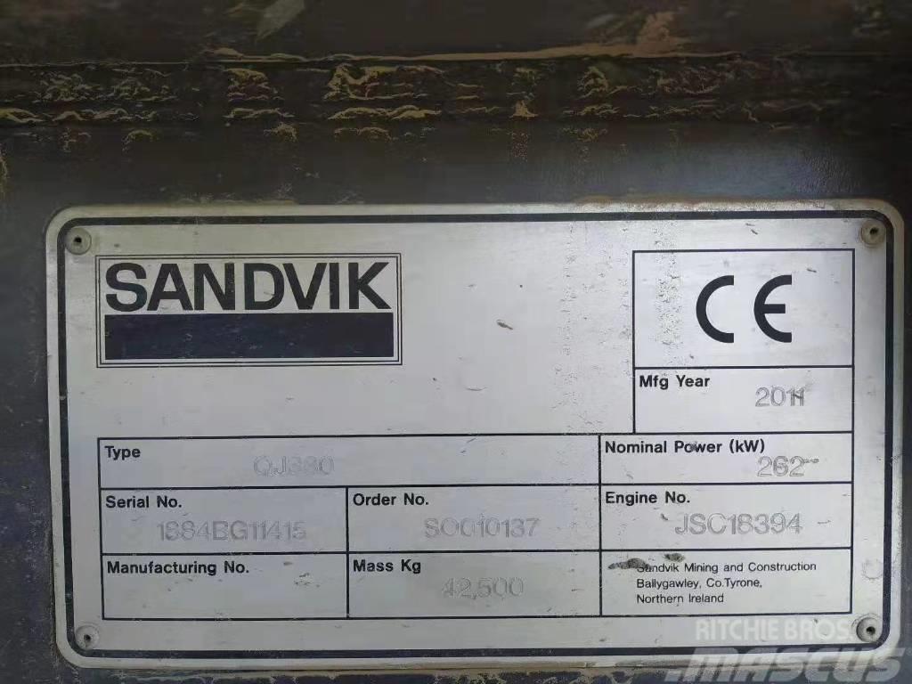 Sandvik QJ330 Concasseur mobile