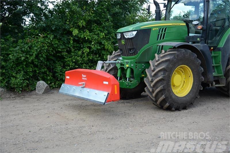 Suer 1250 kg med skrabe funktion GRATIS LEVERING Autres équipements pour tracteur