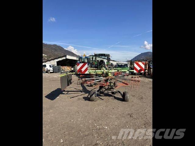 CLAAS LINER 650 TWIN Rakes and tedders