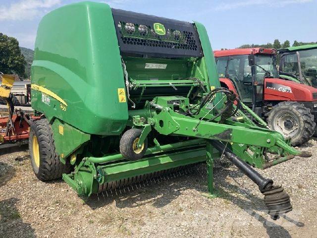 John Deere 960 Presse à balle ronde