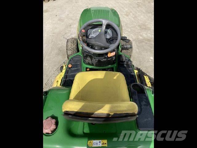 John Deere X740 Riding mowers