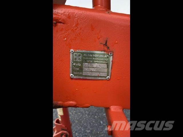 Pöttinger TOP 380 N Rateau faneur