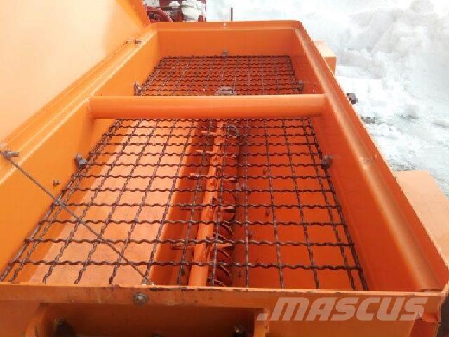 Wiedemann COMBI-SPREAD 5000 Autres matériels d'espace vert