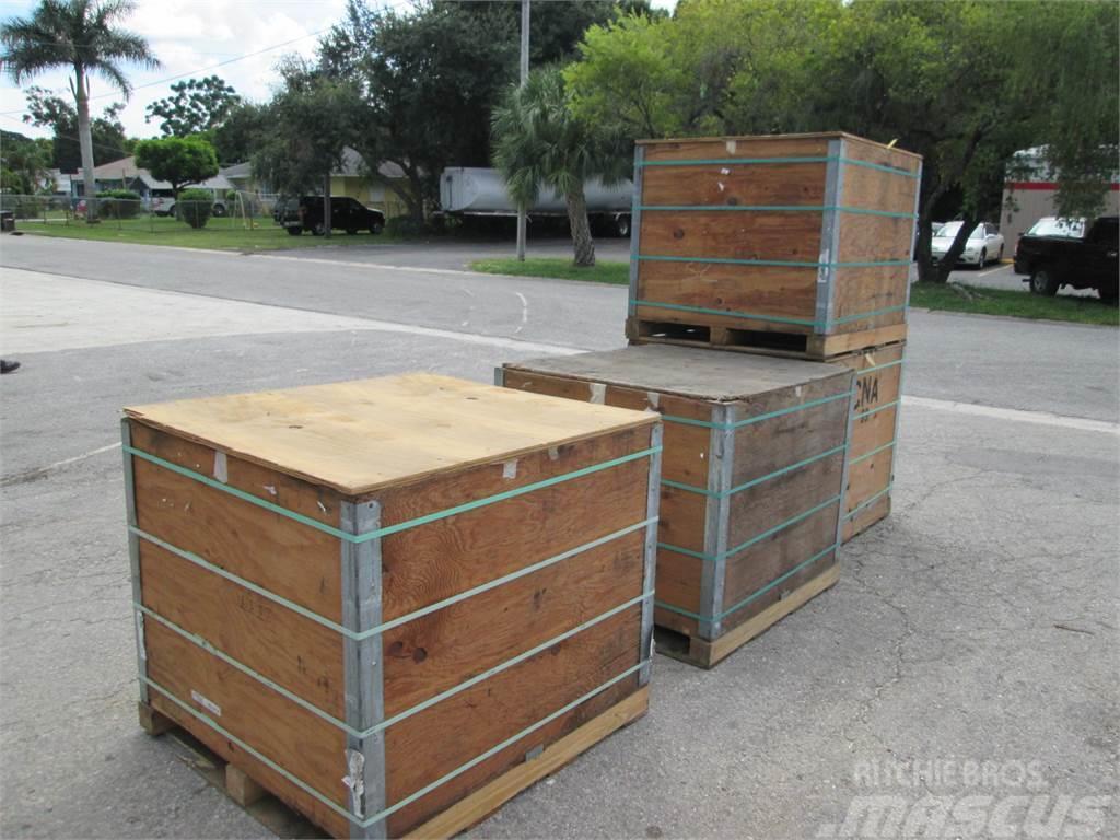  Shipping or Storage containers, boxes, wood crates Conteneurs de stockage