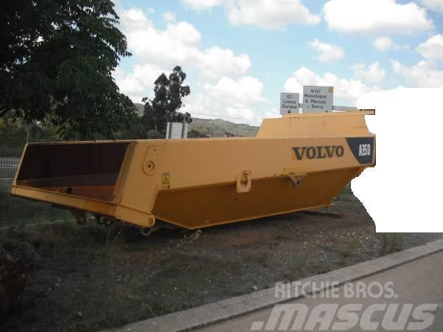 Volvo A35D  complet machine in parts Tombereau articulé
