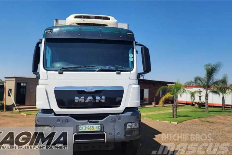 MAN TGA33.380 Refrigerated Body Autre camion